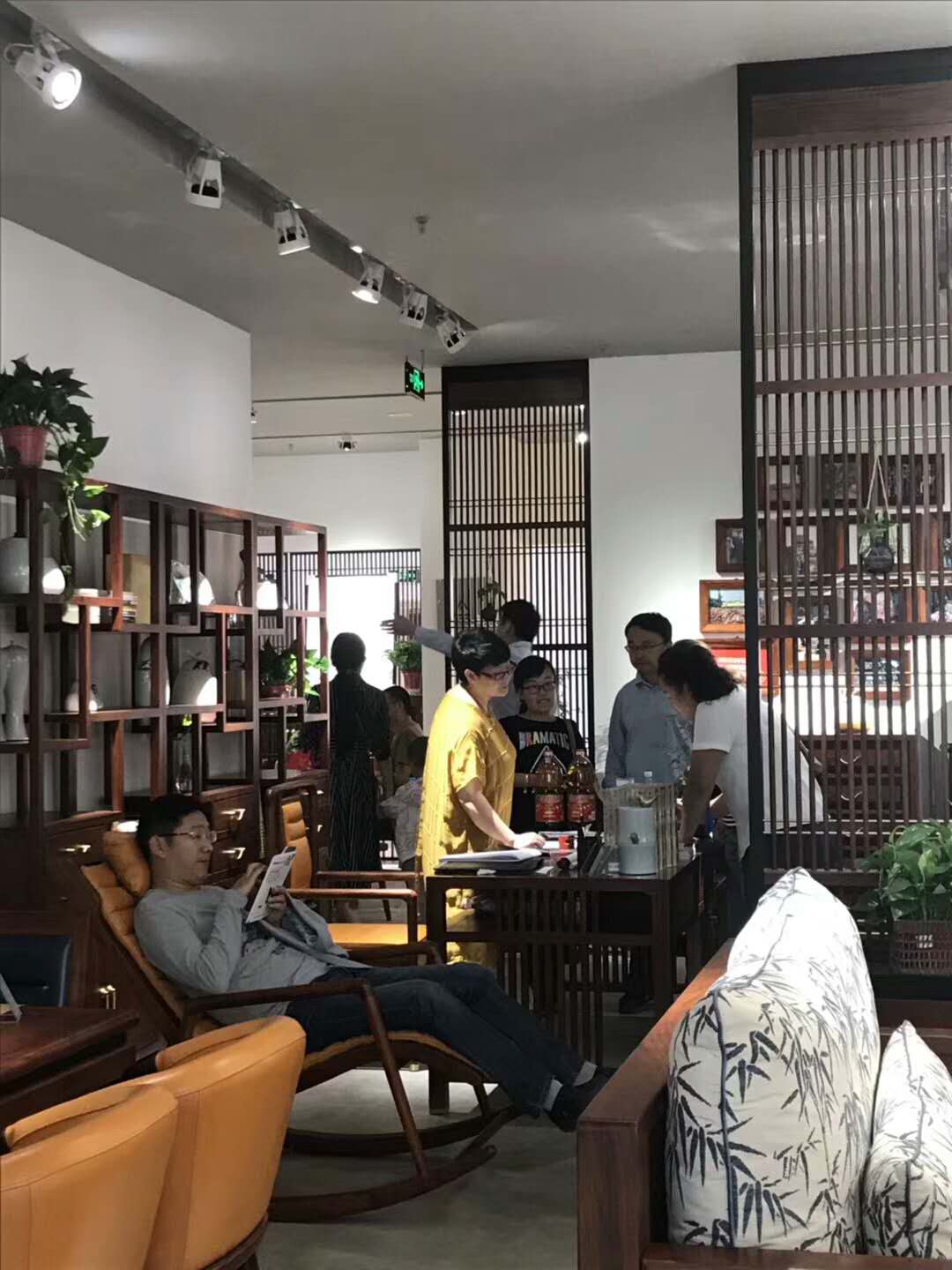 慶賀宜賓花梨院子二店,胡桃里店盛大開業(yè)