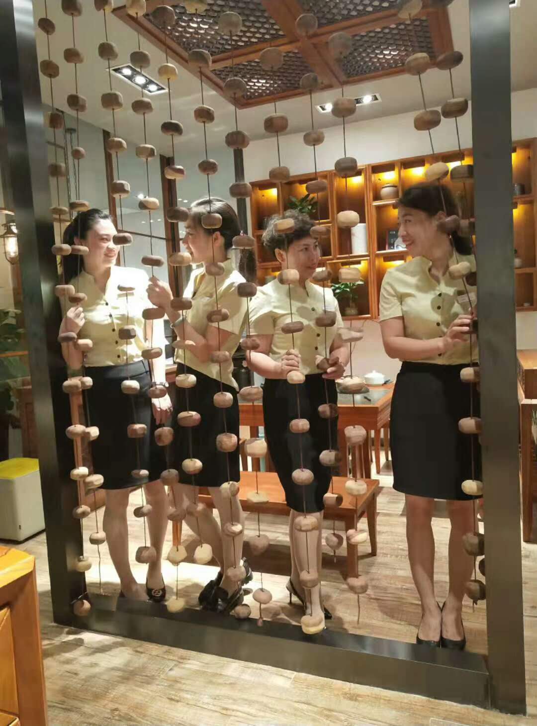 恭喜長春東家·阿禧＆胡桃里榮獲歐亞賣場18年周年慶銷售冠軍