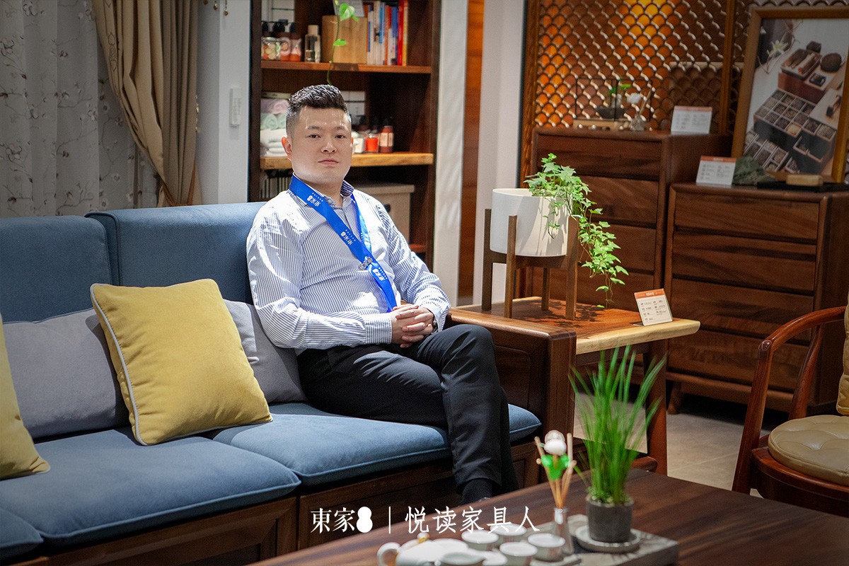 東家人物志|李明輝：破釜沉舟的東家家具之路