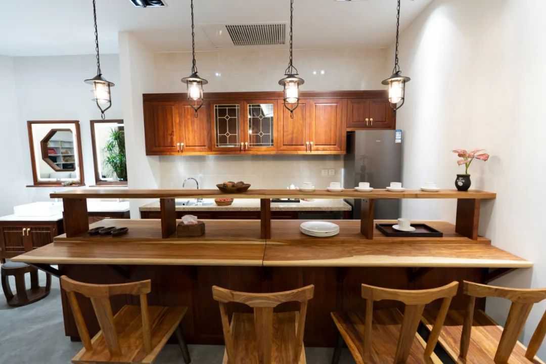 東家人物志 | 李紅：保持專注，為品牌發(fā)聲
